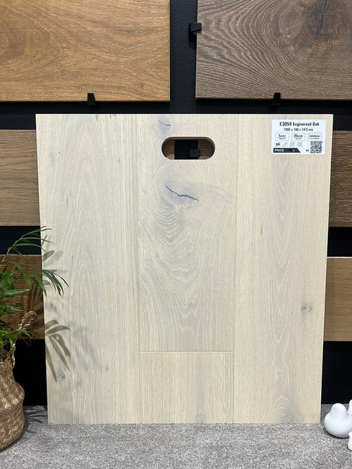 ISE3054 Straight Board Engineered Oak 14/3mm